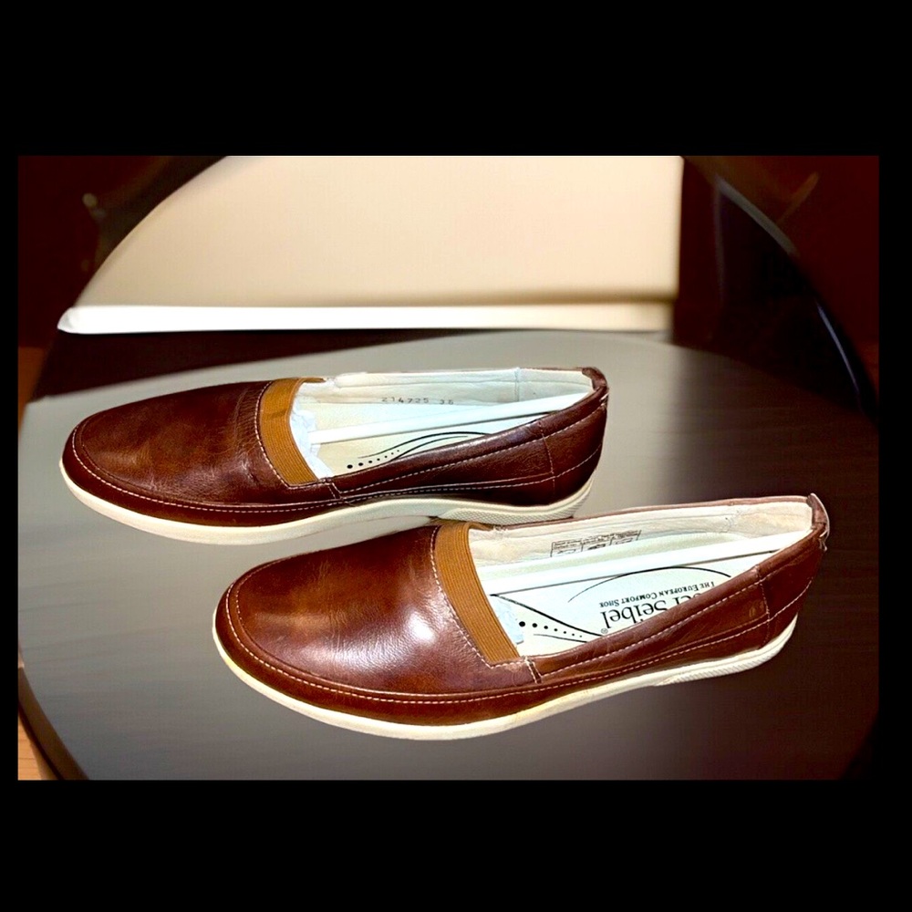 Josef Seibel Full Grain Leather Closed Toe Slip On Loafers Shoes W/Elastic Band - Picture 6 of 15